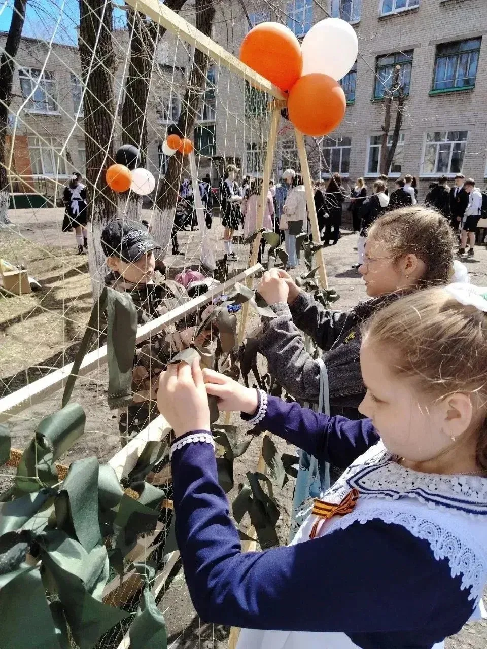 🕊В честь празднования Дня Победы в МОУ ЦО «Открытие» состоялась патриотическая программа для учащихс