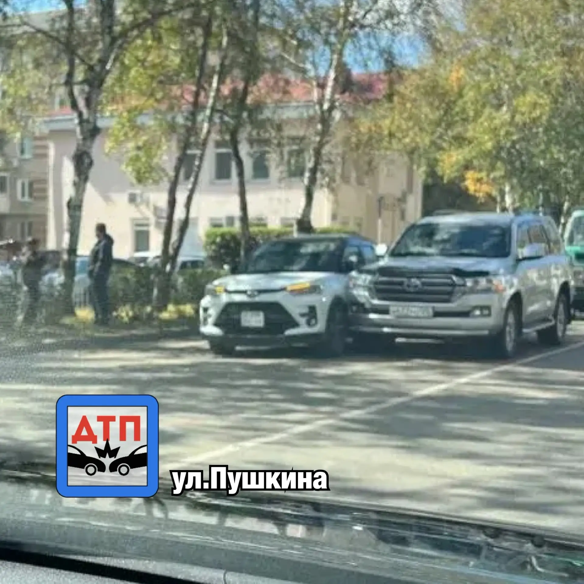 «Сегодня, 1 октября, примерно в 10:39 произошло ДТП на регулируемом перекрестке улиц Пу...