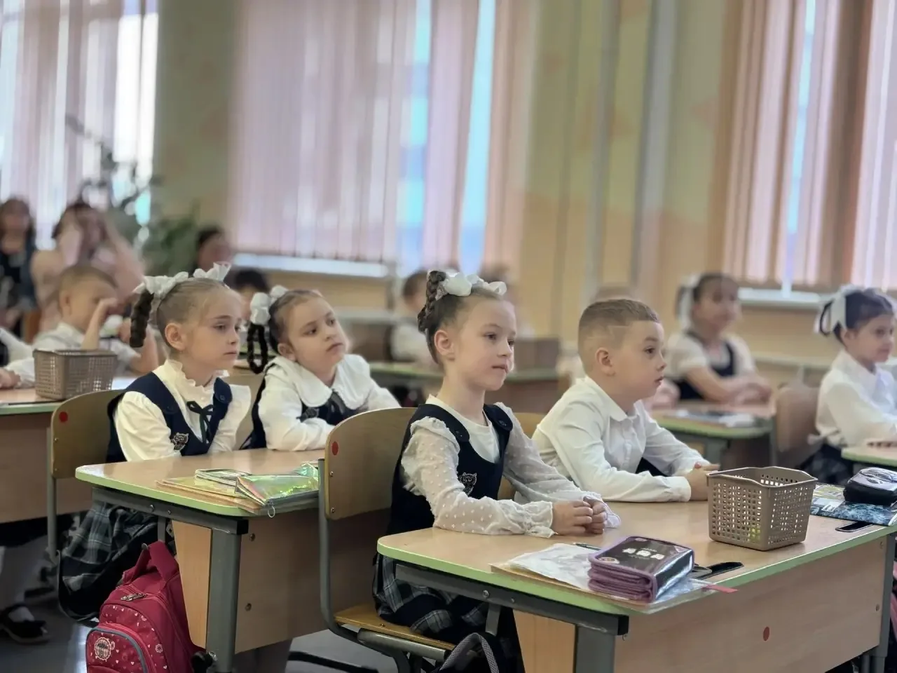 Добрый день, друзья!   Сегодня наша школа вновь распахнула двери для гостей. В рамках муниципального