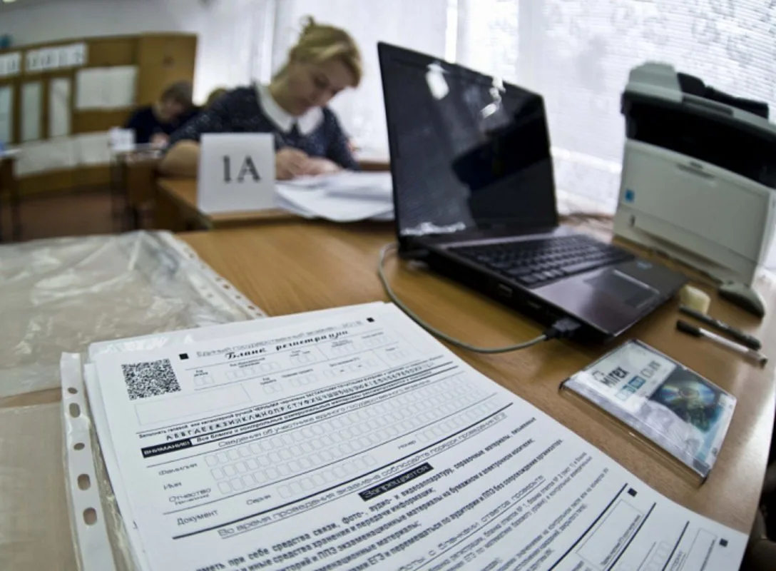 В Сургуте 19 выпускников получили 100 баллов на ЕГЭ по литературе и химии