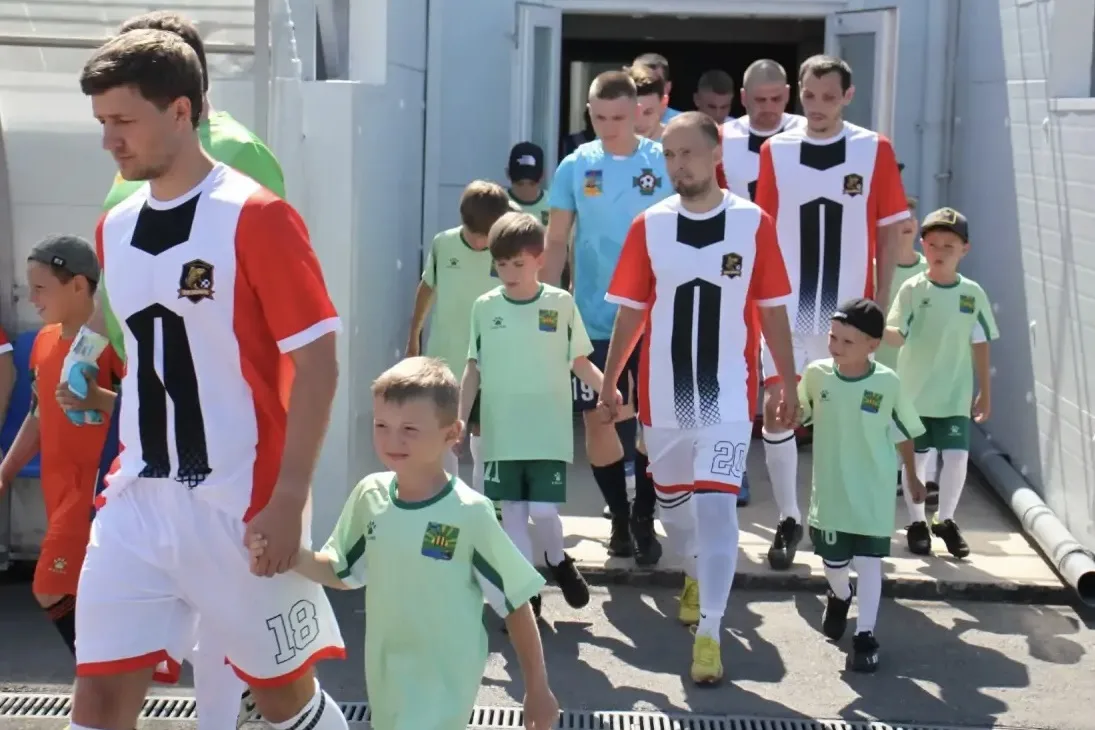 Бились достойно, но уступили

⚽️Вчерашний матч Первенства Приморского края по футболу между командам