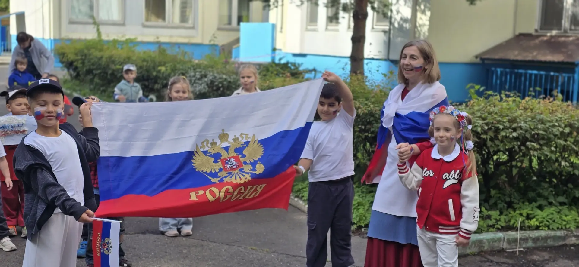 🇷🇺 ТРИ ЦВЕТА, КОТОРЫЕ ЗНАЕТ КАЖДЫЙ!