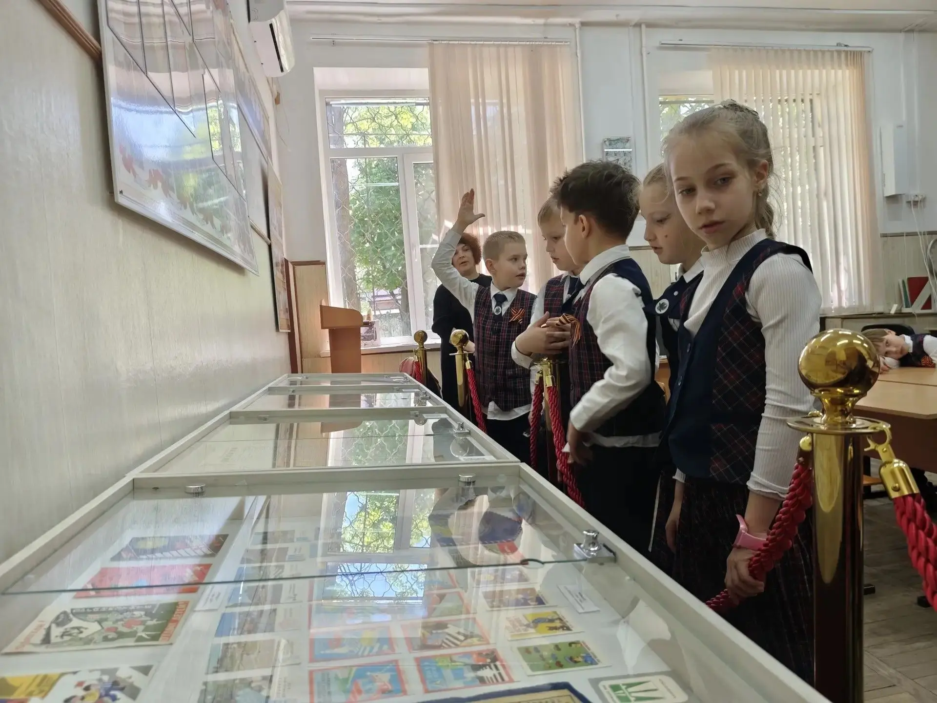 Когда история оживает: экскурсия «Пресса военных лет» в «Автогородке» 🌟