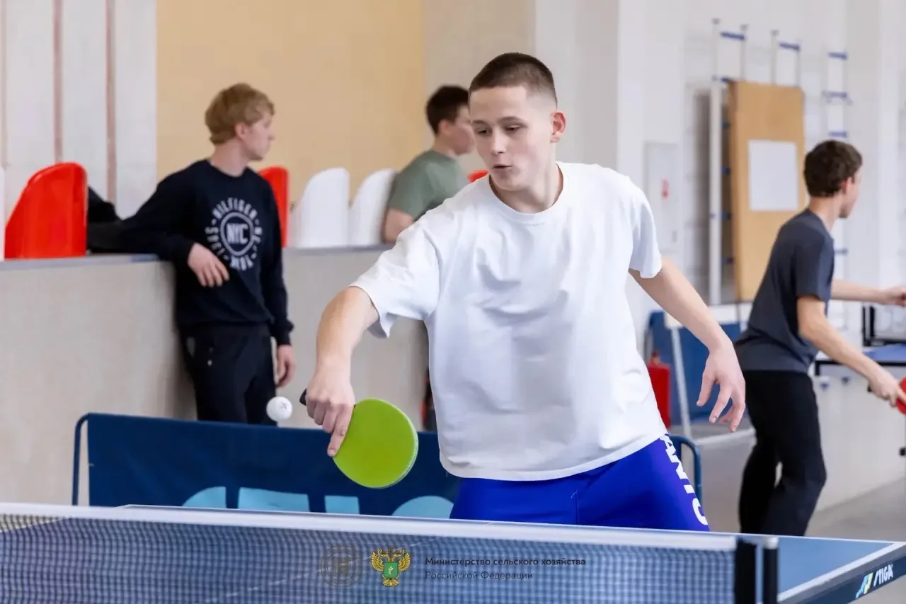 Говорят, настольный теннис любят миллионеры! 🏓🏆  Завершился этап по настольному теннису проекта «Агр