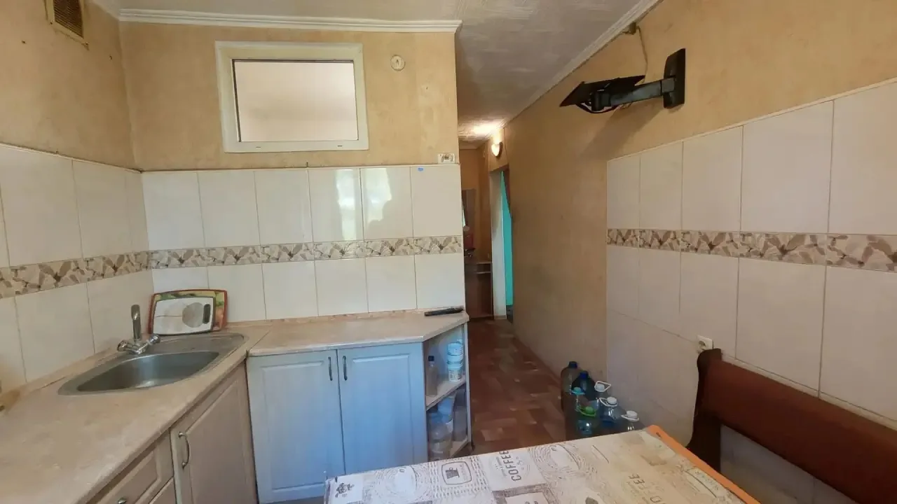 В продажу предлагается 2- х комнатная квартира Ильичевский район , пр-т Металлургов , 4...