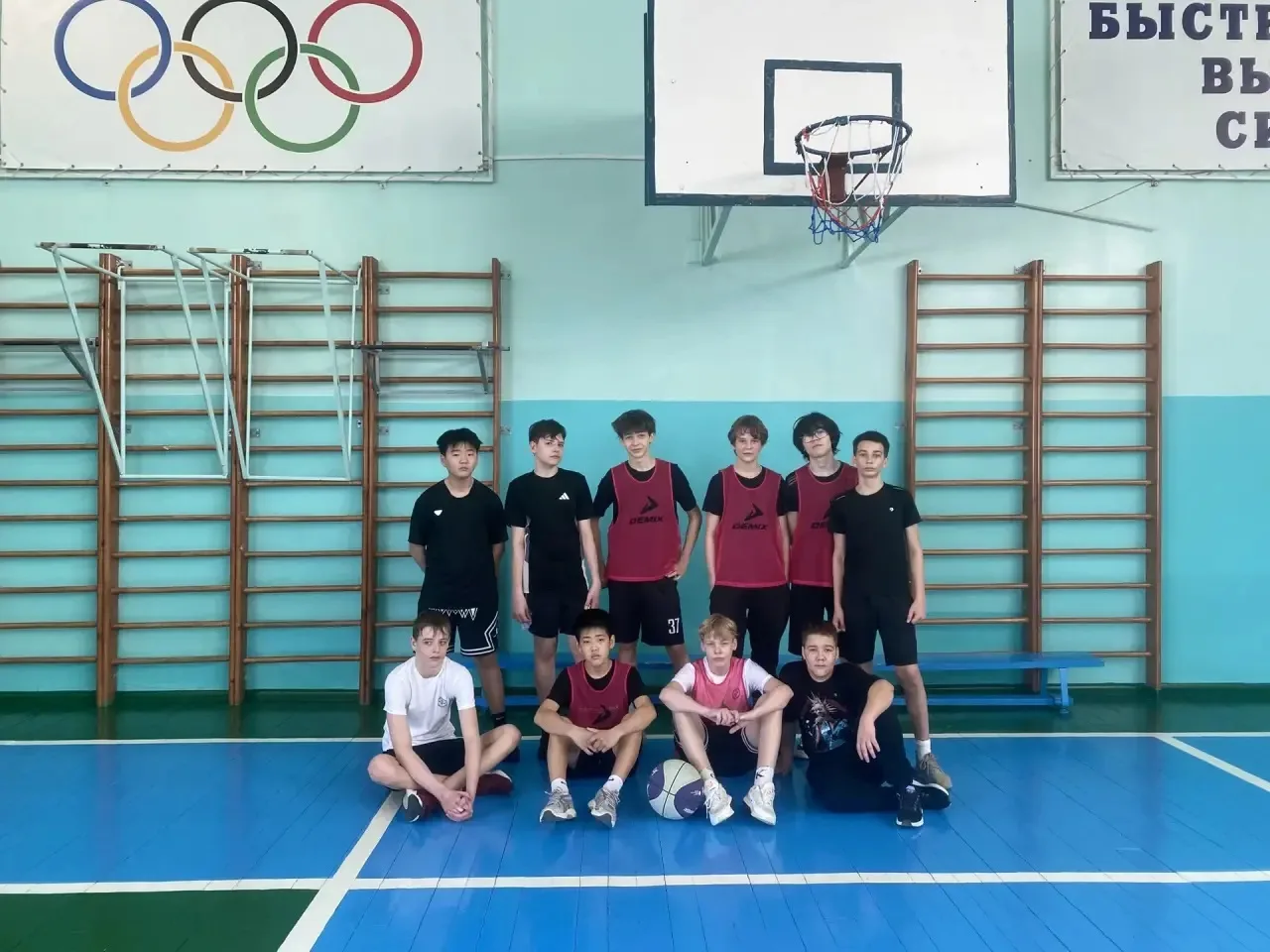 Спорт на каникулах💪   📆⛹️31 марта 2026 года были проведены игры по баскетболу среди учащихся 7 класс