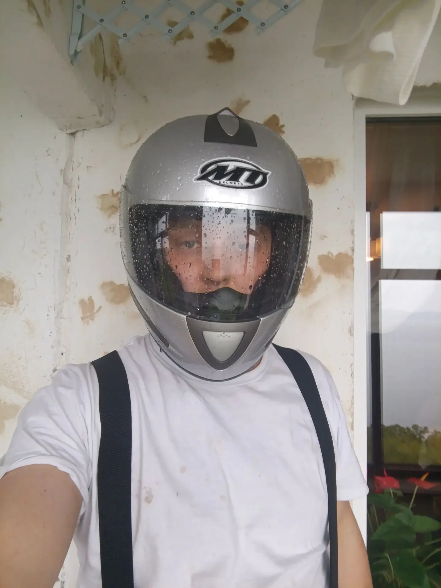 # нам пишут

Хочу публично извиниться перед парнями на золотистой Honda, с которыми мы пересеклись с