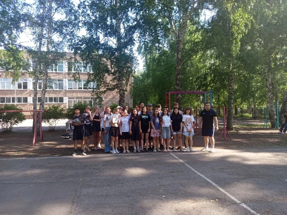 🎉 Весёлые старты и музейный урок в СОШ №89!

10 июня наши ребята отлично провели время на базе школ