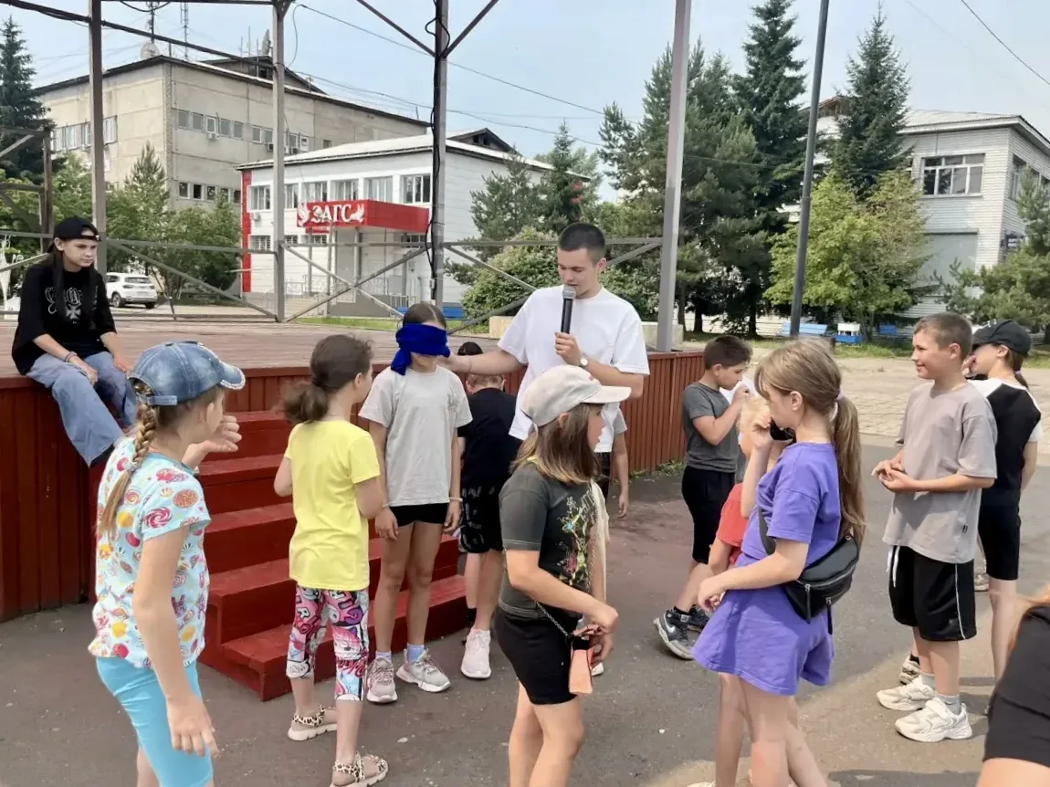 🏃‍♂️🎨✨ Энергия, творчество, движение — вот девиз нашей летней детской площадки!

На фотографиях — 