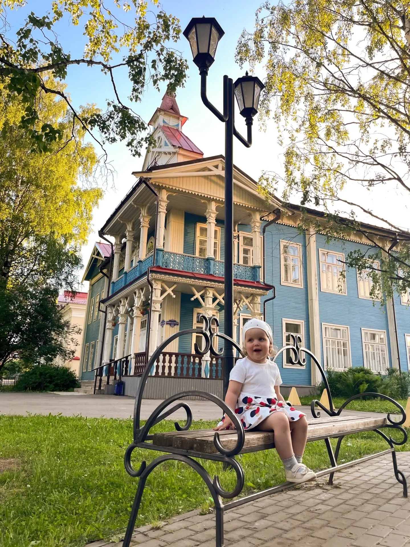 Выльгорт — наше родное село, наш общий дом!

🏡Малыши из группы №2 делятся с нами фотографиями. Для 