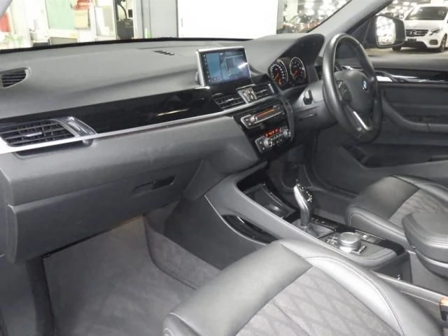 Сегодня приобрели для Дениса из Новосибирска BMW X1 2018!  Комплектация X1 sDrive 18I X Line Comfort