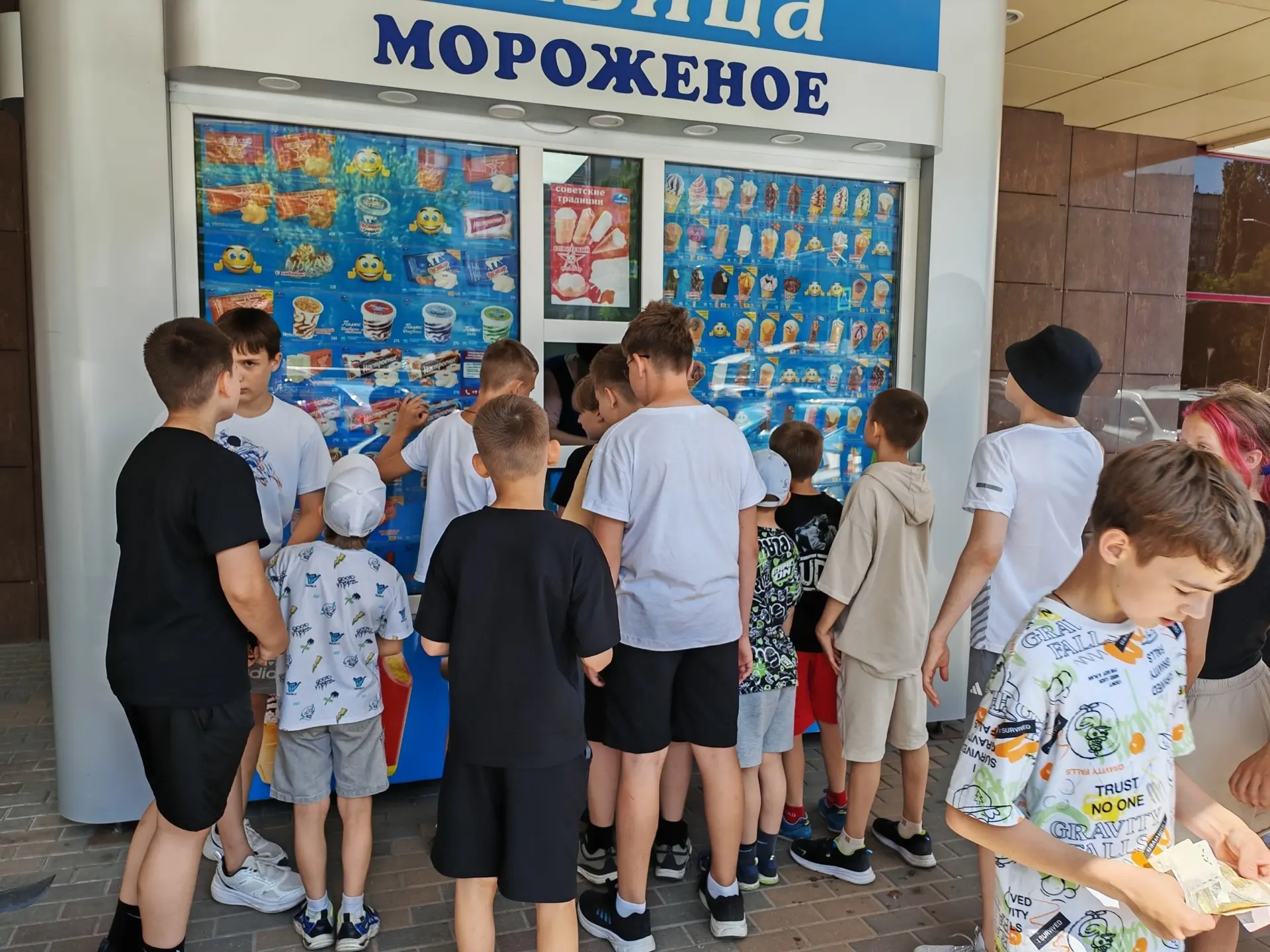 ✨ Сегодня в спортивном лагере СШ №6 «Олимп» — самый сладкий день! ✨