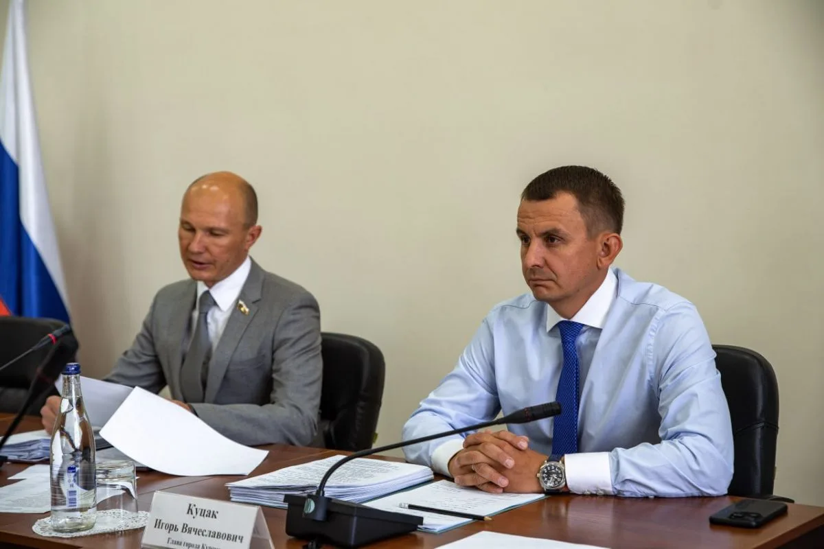 Политолог Слатинов: "Перестройка" в Курске будет сопровождаться уголовными делами