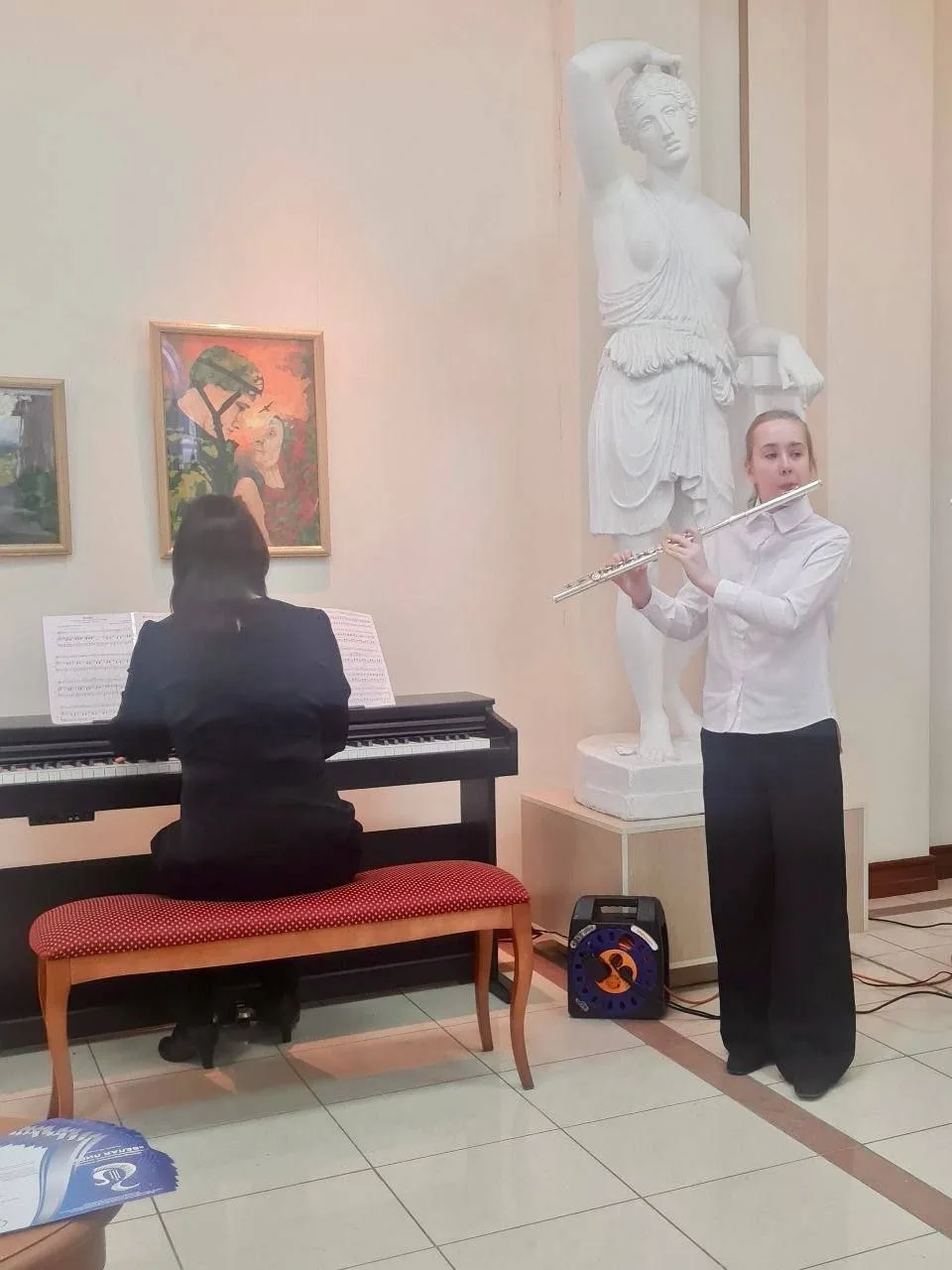 🎵 Гордимся нашими гимназистами! ✨  💙 Демченко Виктория, ученица 6 «В» класса, блестяще выступила на 
