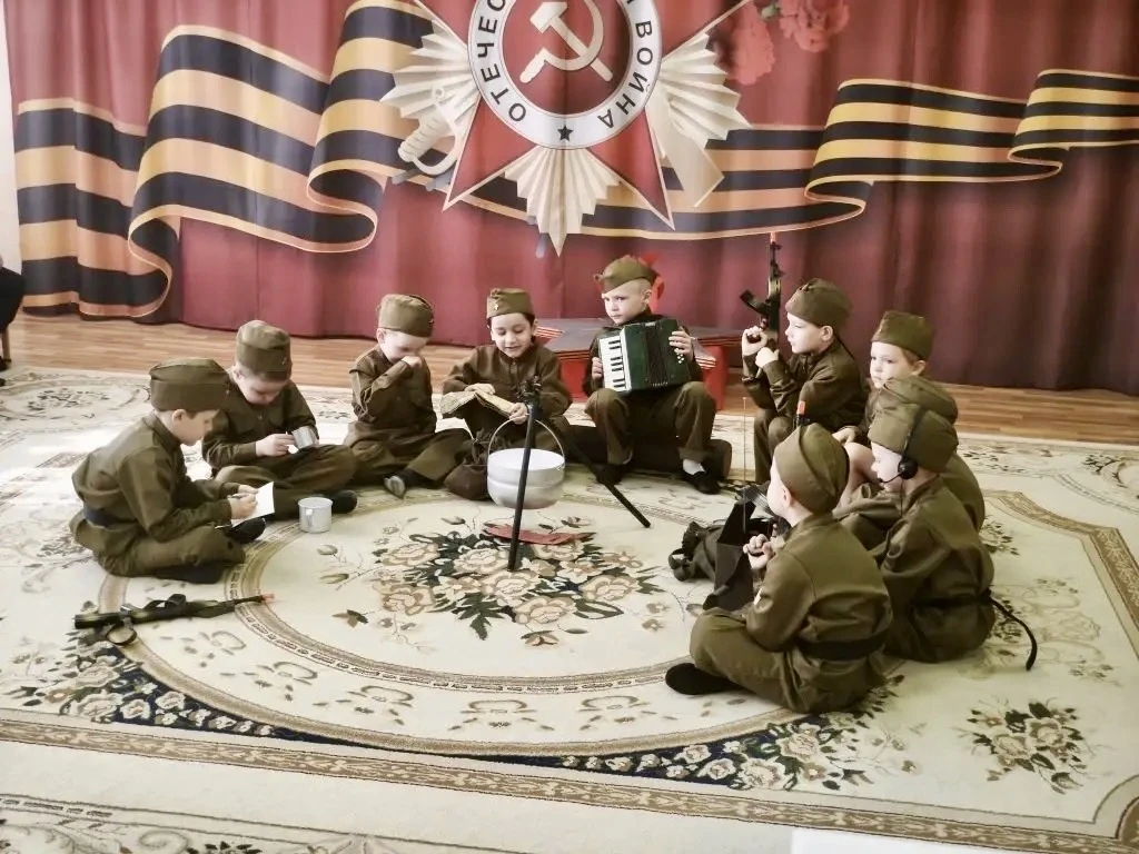 🕊 Наследники Победы: как в наших дошкольных группах отметили 9 Мая  🎗️ В преддверии 81-й годовщины В