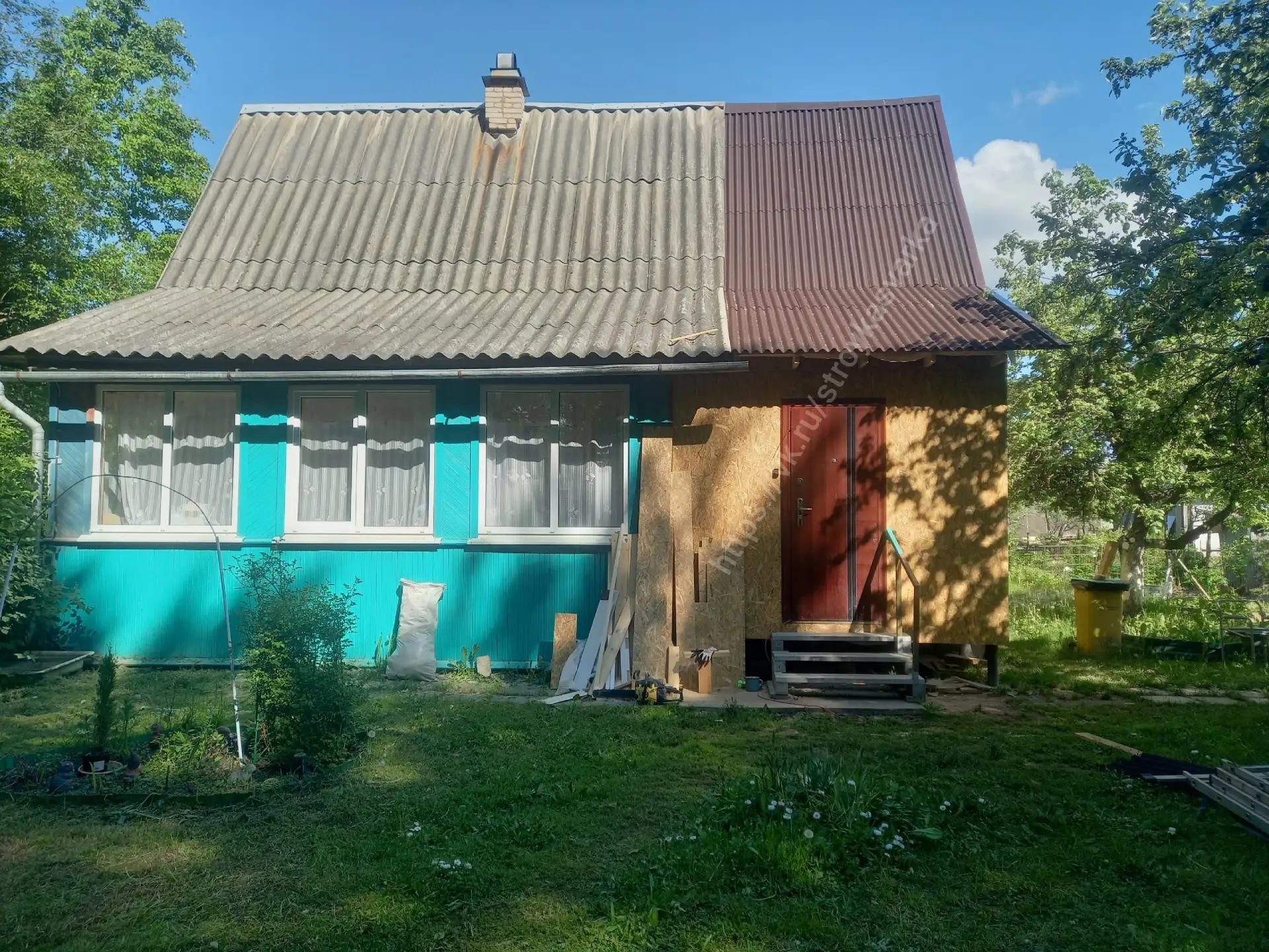 Пристройка. В ближайшее время планируется отделка снаружи сайдингом.