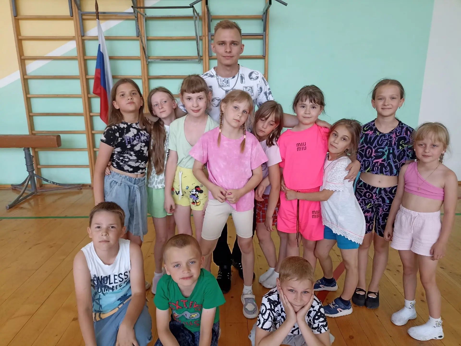 Как говорил мудрый кот Леопольд: «Ребята, давайте жить дружно!»  В честь Дня дружбы мы решили провер