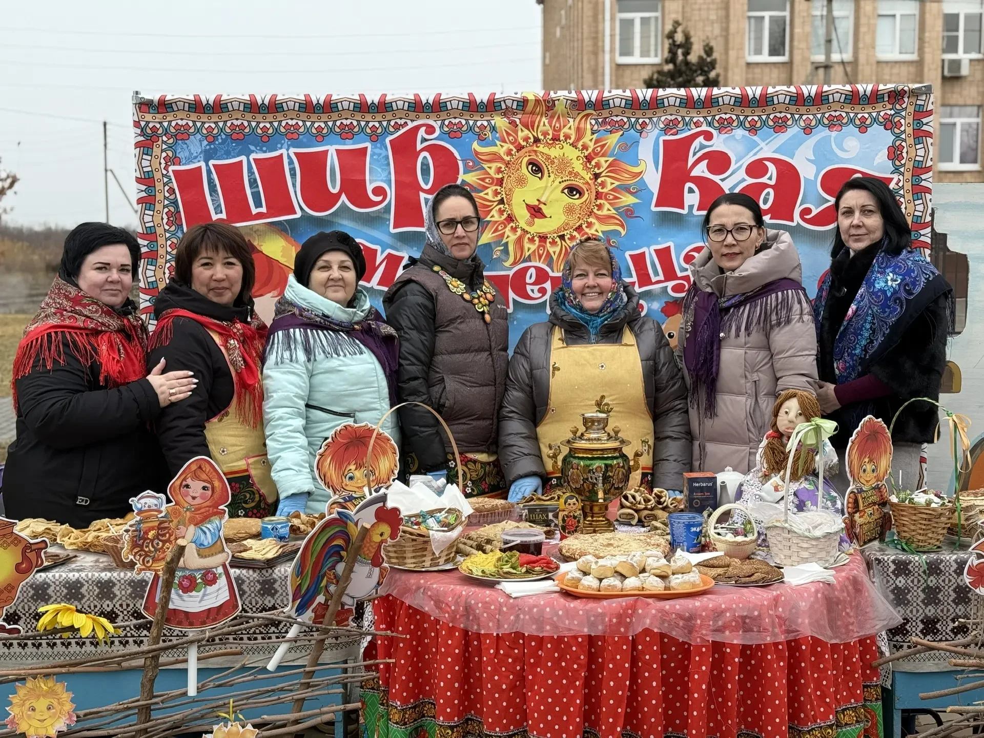 Масленица удалась! Делимся яркими фотографиями! 📸🥞  Наши столы были полны румяных блинов, приготовле