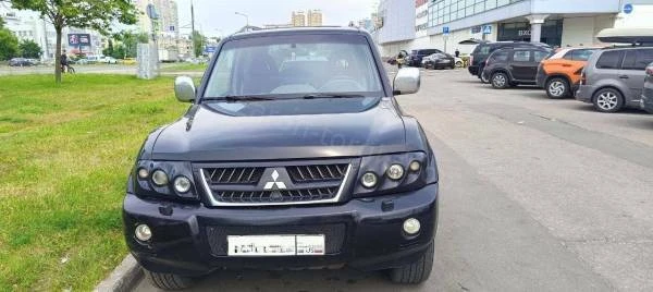 Mitsubishi Pajero 2005 г.в. выставлен на аукцион в Москве по цене 780 000 ₽, что соотве...