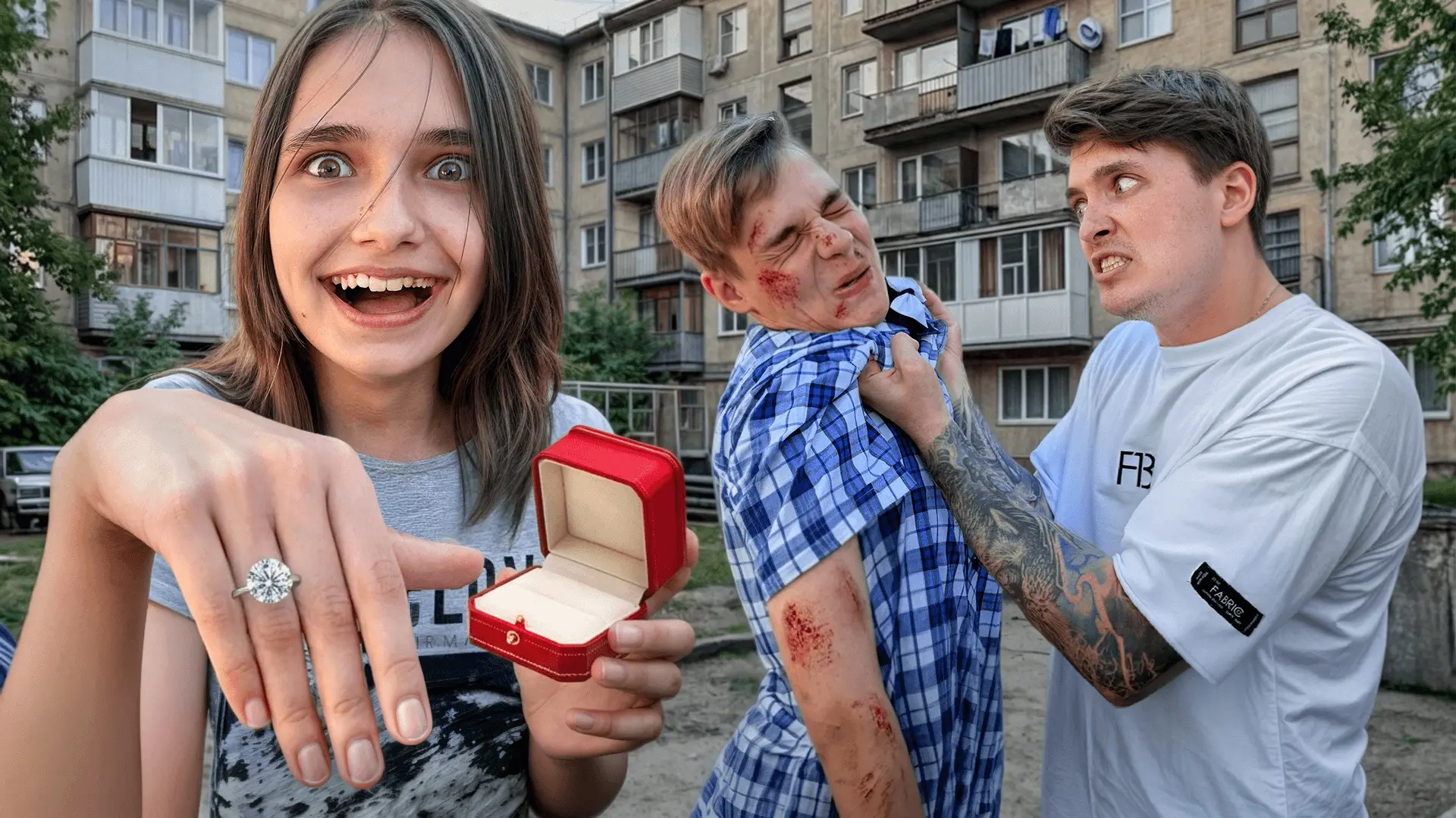 СЕСТРА ВЫШЛА ЗАМУЖ В 13 ЛЕТ ЗА ПСИХА ШКОЛЬНИКА: https://youtu.be/qQl3B8G-93w?si=FxFfhwulhYPetB6E

ht
