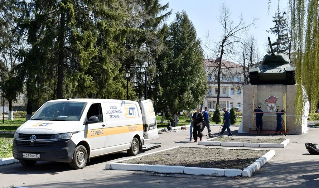 🎖️ Подготовка к 81‑й годовщине Великой Победы в Мценске. В городе активно ведутся рабо...