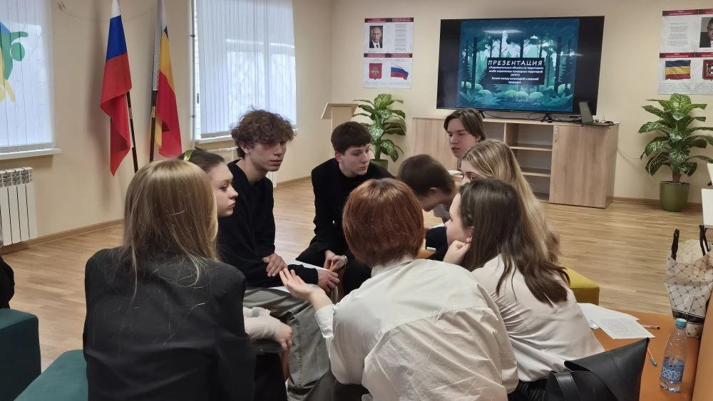 19 марта в центре детского творчества Ворошиловского района, корпус «Эврика», состоялся районный эта