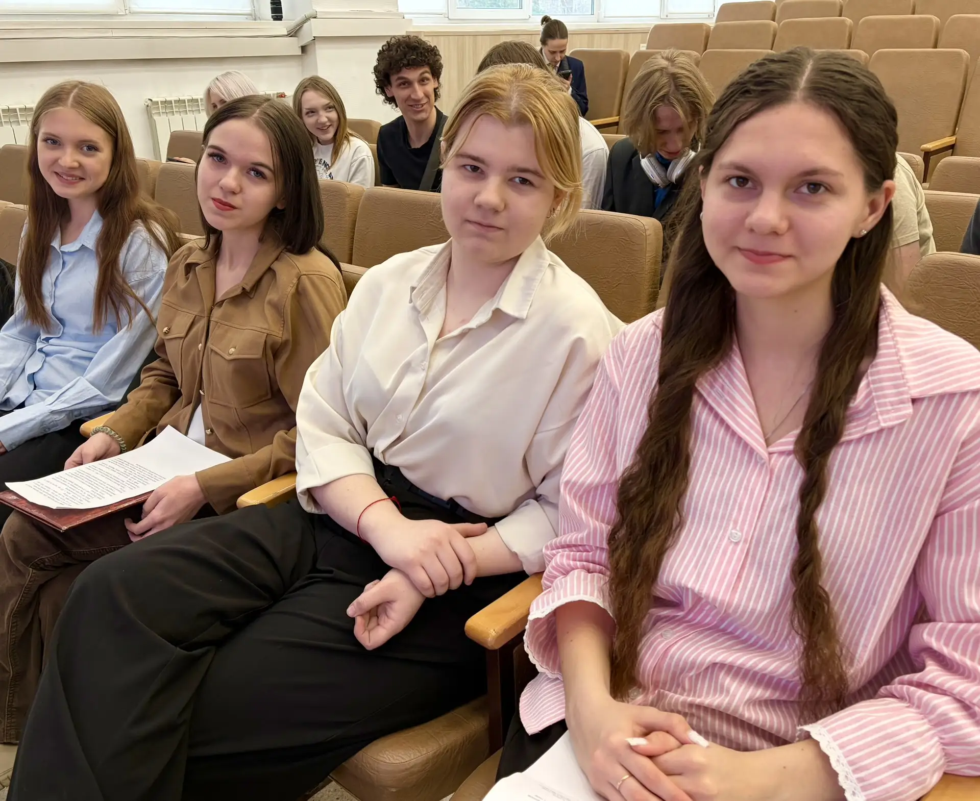 🇷🇺🇷🇺🇷🇺В Бийском филиале им.В. М. Шукшина АлтГПУ стартовала всероссийская молодежная акция «Наши семе