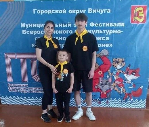 6 июня в спортивном зале МБУ ДО СШ прошёл муниципальный этап Фестиваля ВФСК ГТО среди семейных коман