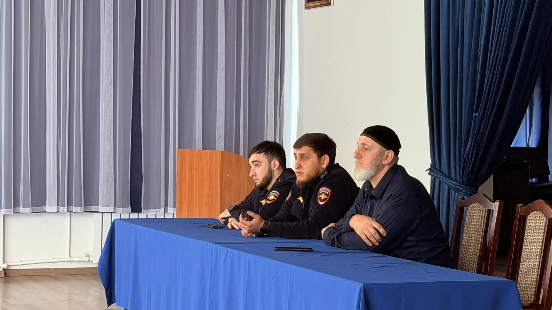В нашей школе был проведён Урок мужества с участием инспекторов ПДН, в ходе которого с обучающимися 