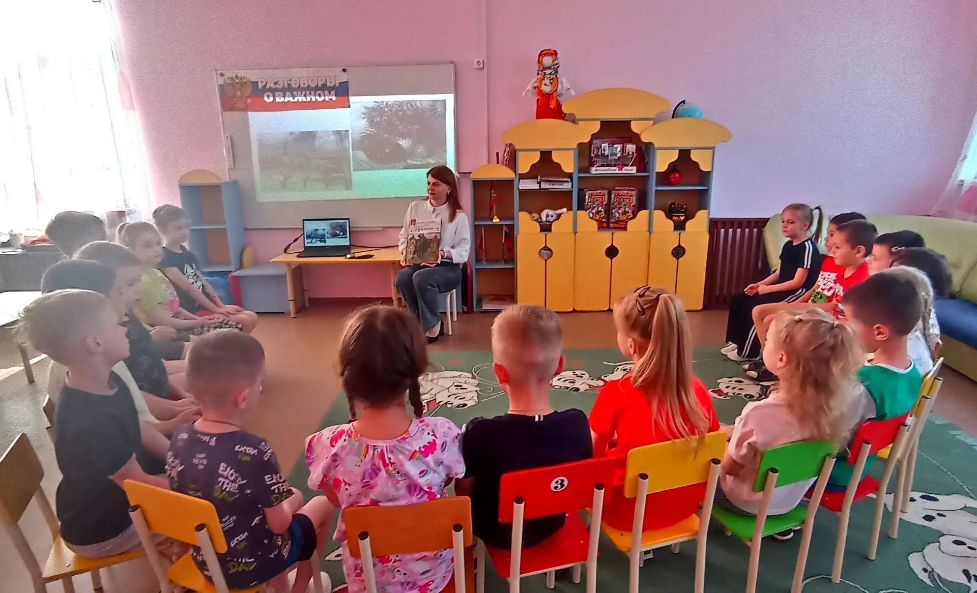 Разговоры о важном
"Мир шедевров". Третьяковская галерея в детском саду", так звучала заключительная
