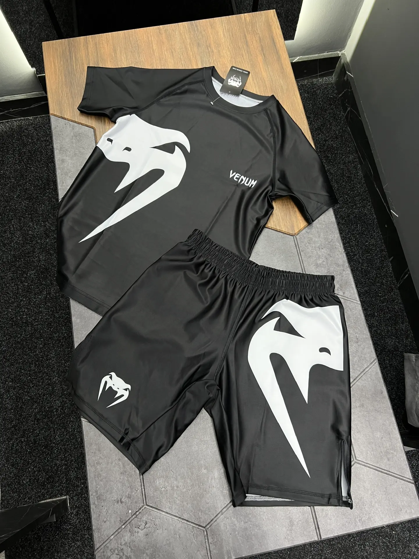 Комплект Venum 2 в 1 🥊 
Размеры: все в наличии ✅
Price: 3.990₽ 🇷🇺