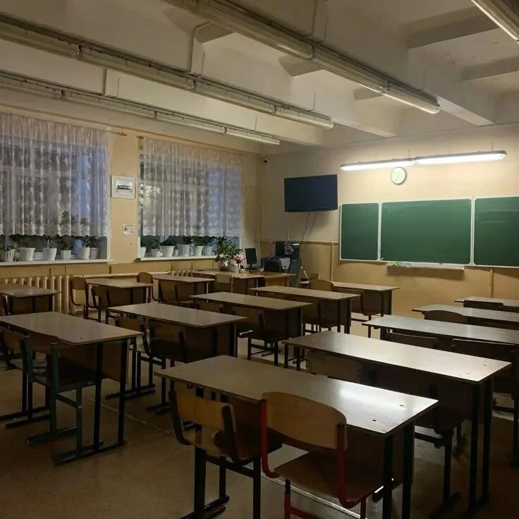 В Кировскую область поставляют новые учебники для школ.