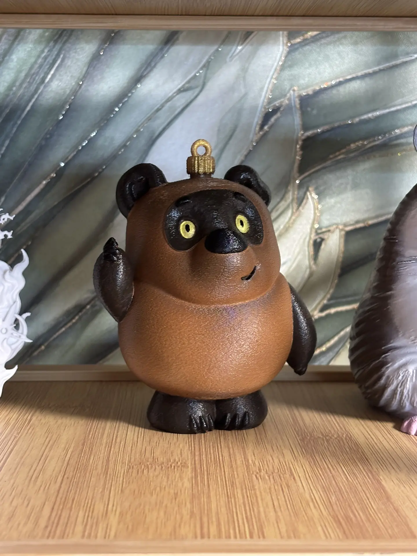 Продам елочную игрушку 500 рублей.