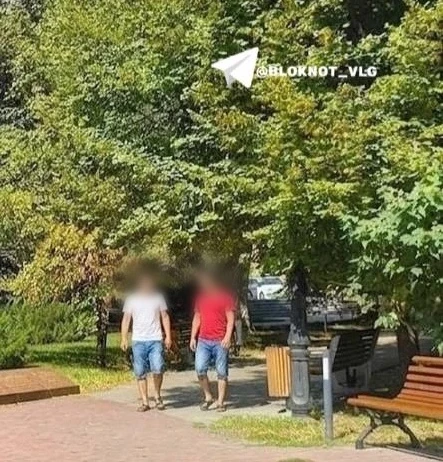 Неизвестные осквернили памятник Петра и Февронии в День России в Центральном районе, об этом сообщае