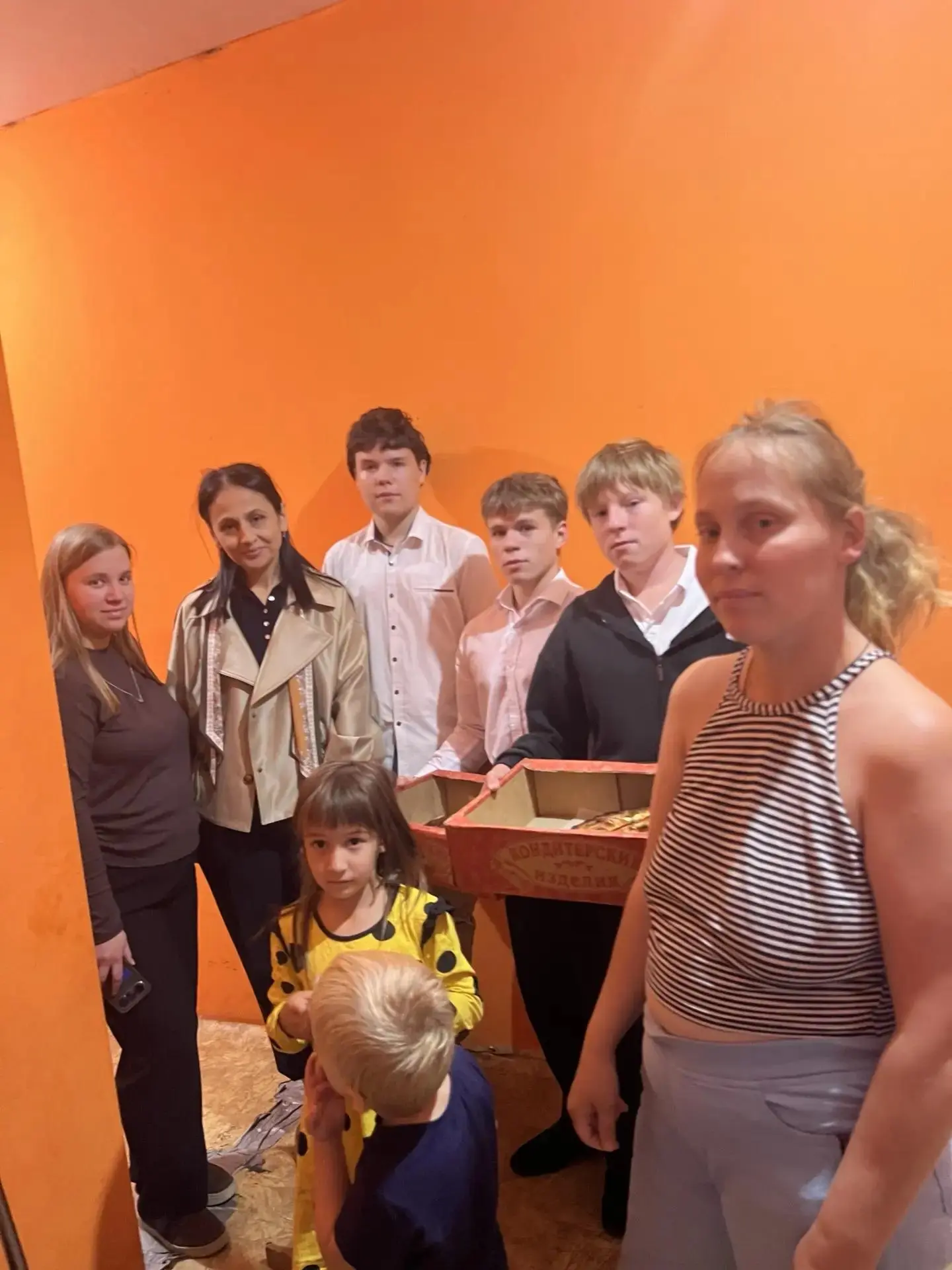 🤝 В рамках действия проекта «Ты не один!» ребята-волонтеры из МОУ СШ № 129 протянули р...