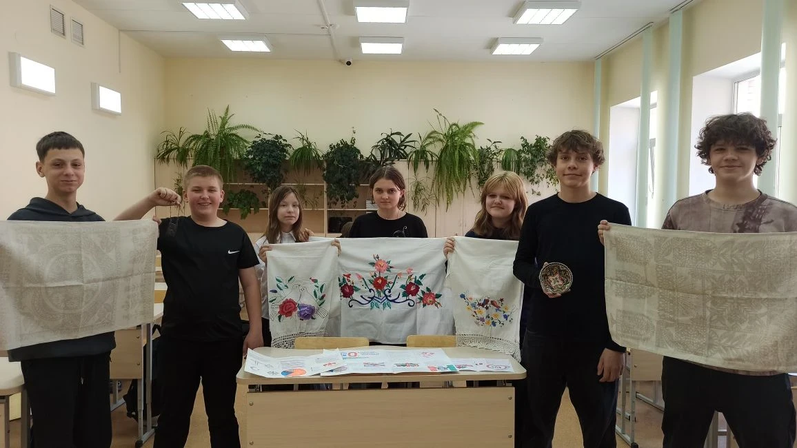 🏛️Ребята 7х классов приняли участие во Всероссийской акции "Хранители времени", посвящённой Междунар
