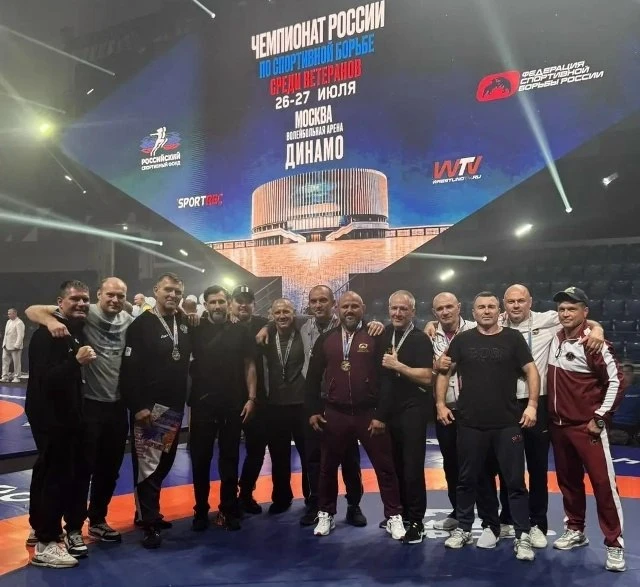 🤼‍ Рязанские борцы - ветераны завоевали семь медалей на открытом Чемпионате России

В Москве с 25 п