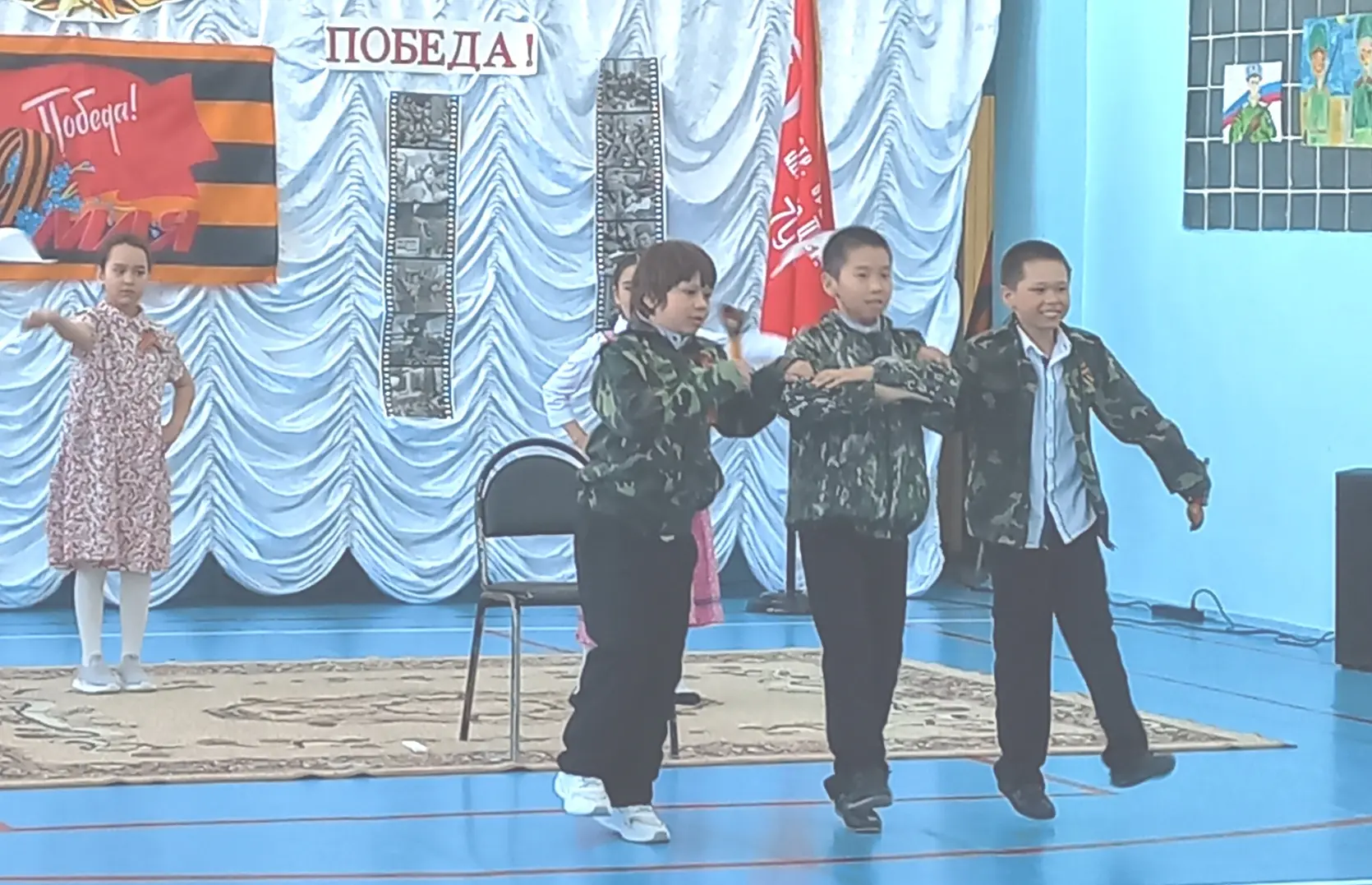 Торжественная линейка «Девятый день большого мая»