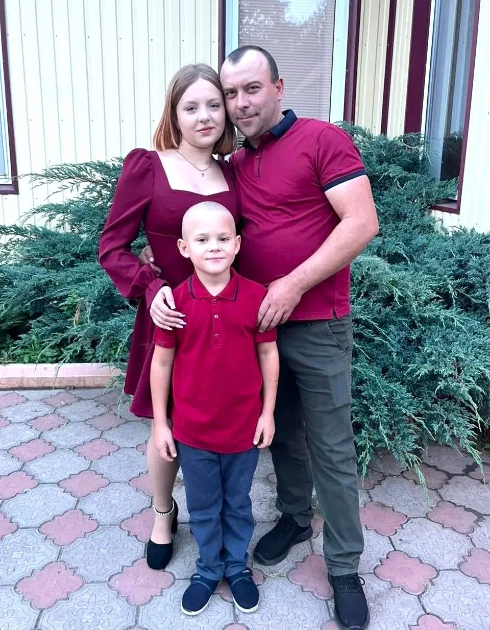📸Открывает наш фотоконкурс "Папа в объективе", посвященный Дню отца - семья Жаковых.