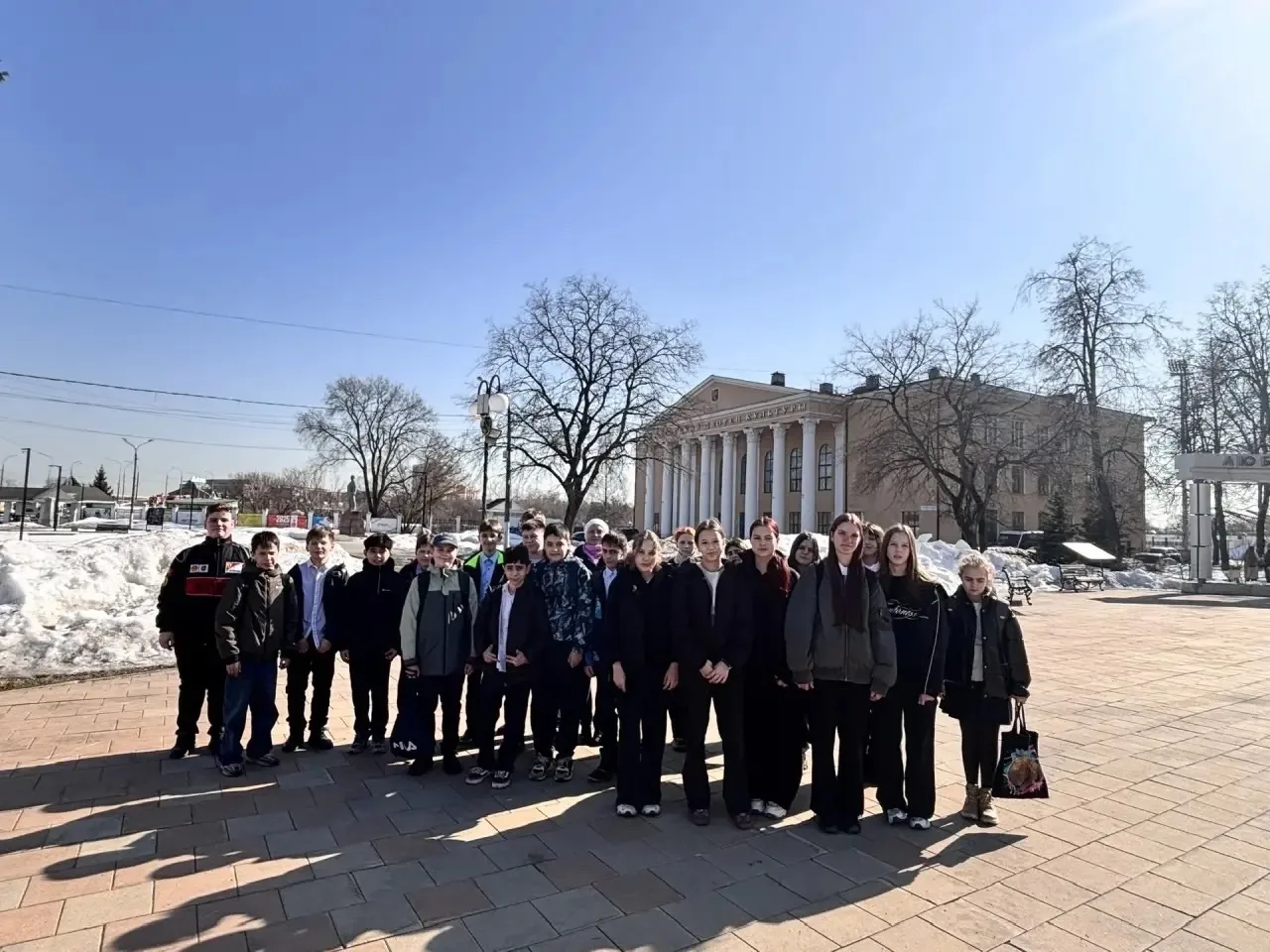 🎭 На абордаж!   🎶24 марта наши ученики стали участниками увлекательного музыкального спектакля «На а