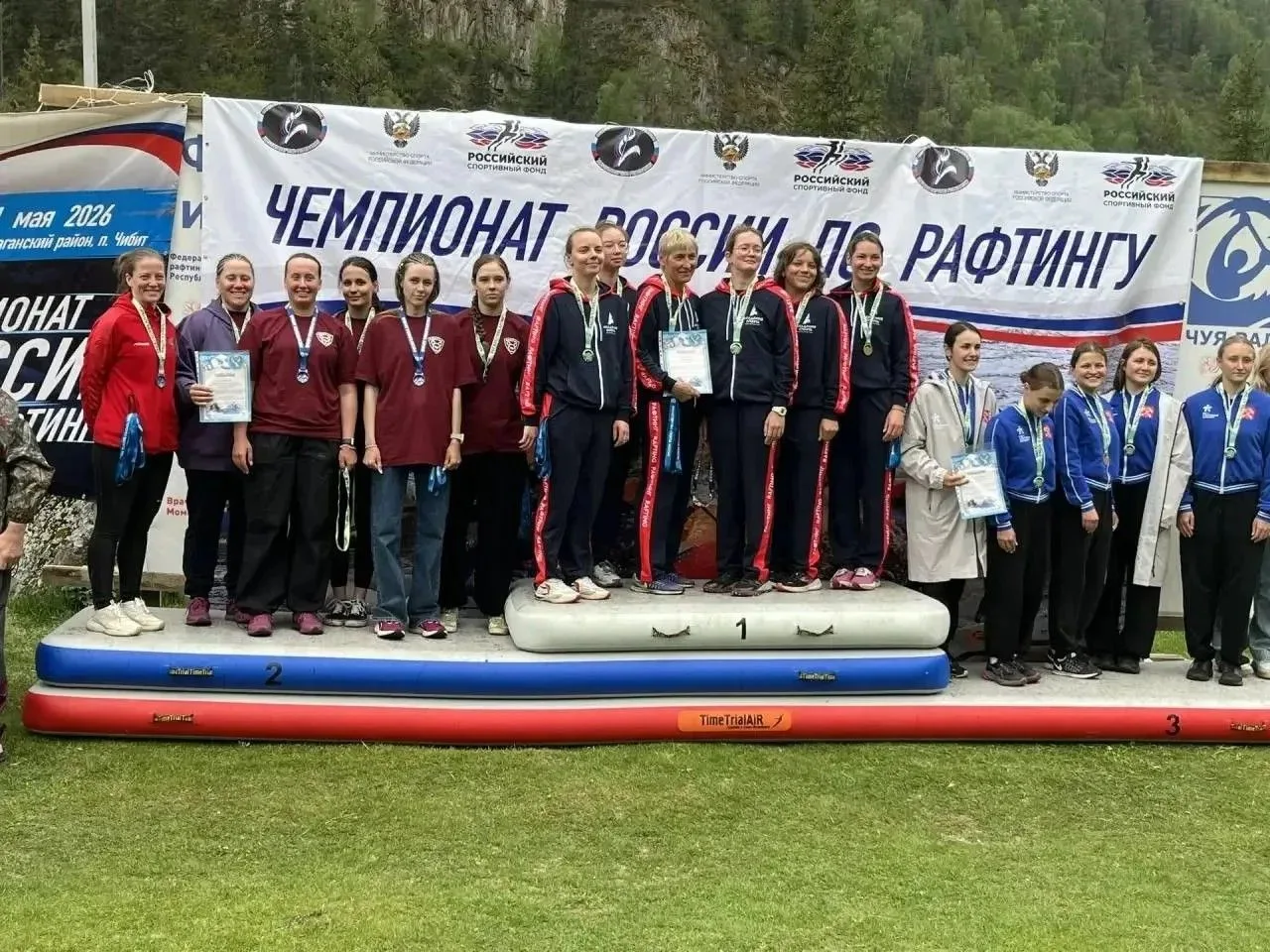 🌊Своя среди стихии: победа на Чемпионате России по рафтингу