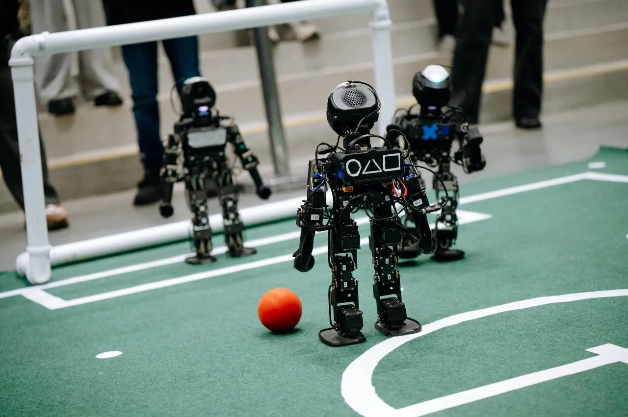 🤖 3 и 4 октября в Кронштадте пройдёт фестиваль робототехники, где больше 1000 участник...