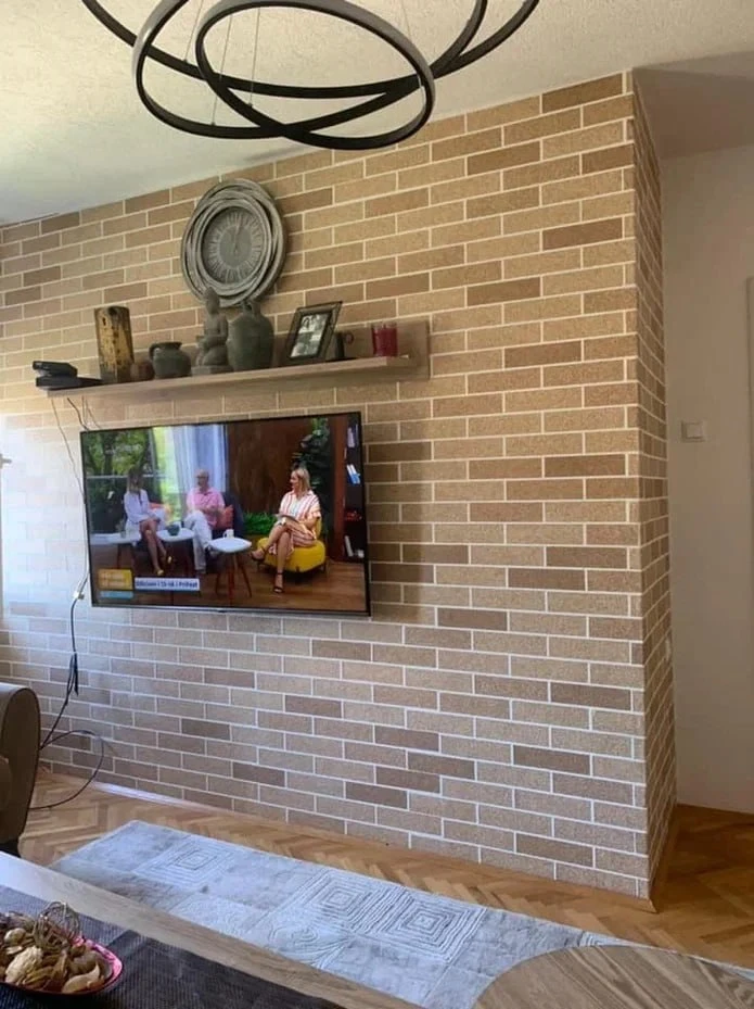 🏠 АМК  всё чаще появляется не только на фасадах, но и в интерьерах. И это не случайность.