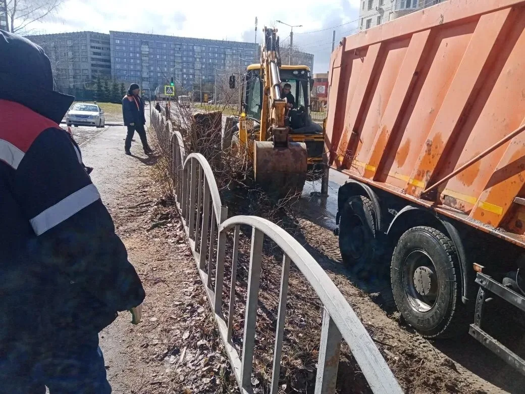 Обустройство улицы Тентюковской в Сыктывкаре завершат в июле  Работы ведутся в рамках нацпроекта «Ин