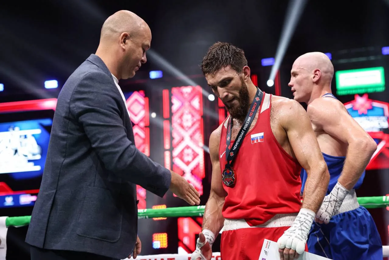 В Саранске завершился чемпионат России по боксу среди мужчин в возрасте от 19 до 40 лет...