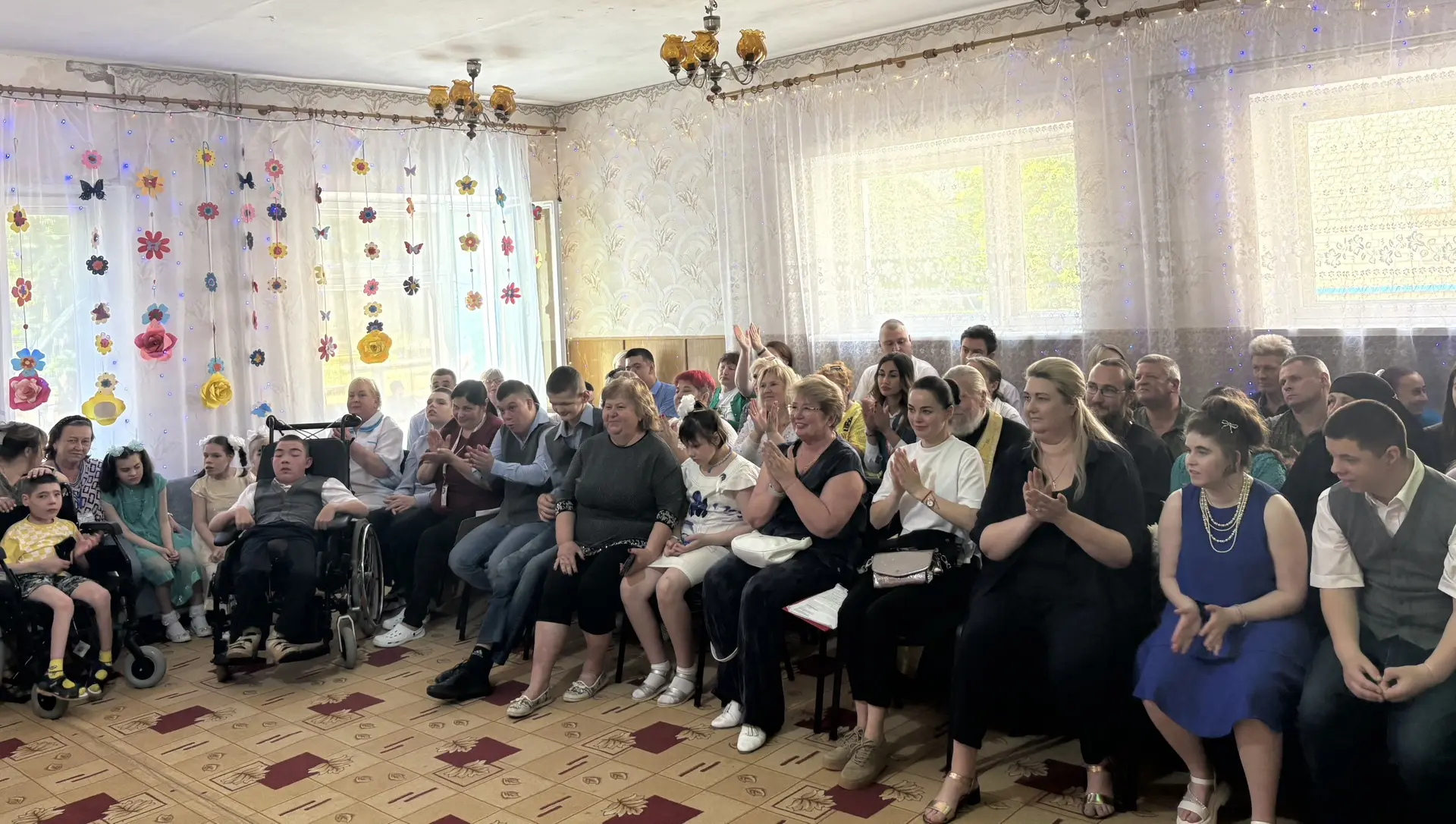 В Алёшкинском психоневрологическом детском доме-интернате прошёл праздник в честь Дня защиты детей п