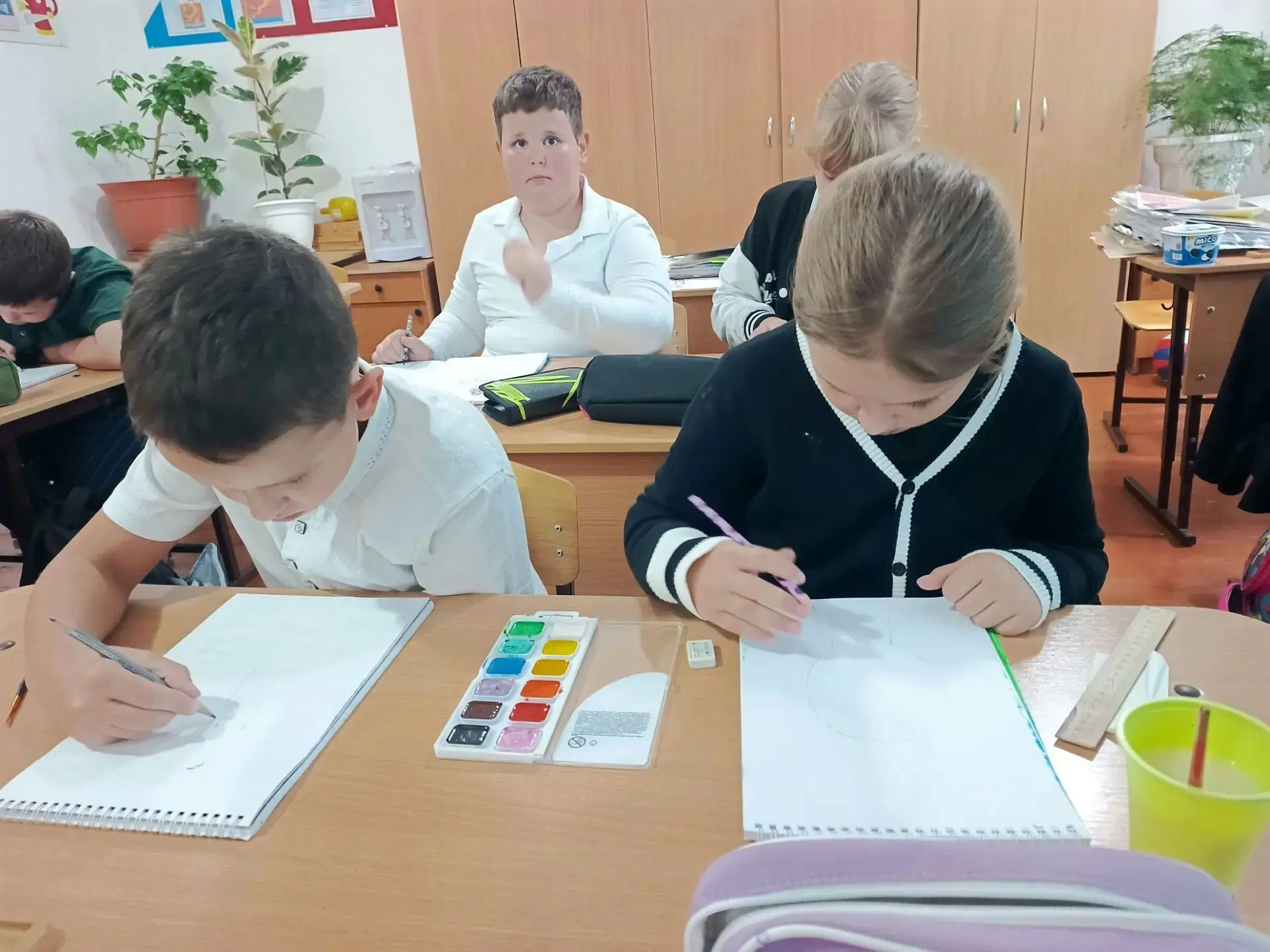 🍁 Международный день пожилых людей в 3 «А» классе! 🍁