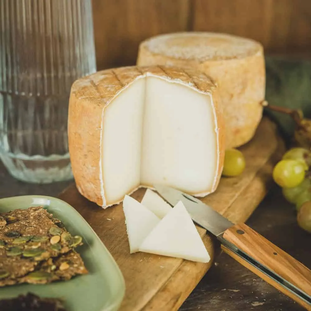 Не пропустите вкуснейшую технологию сыра КокоРон, которая доступна толдько в нашей школ...