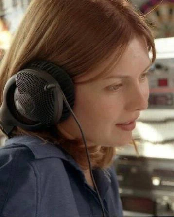 Возвращаем 2006-й без регистрации и смс🌟👓📀

Уже сегодня в Невидимом театре — возвращение в 2006-й