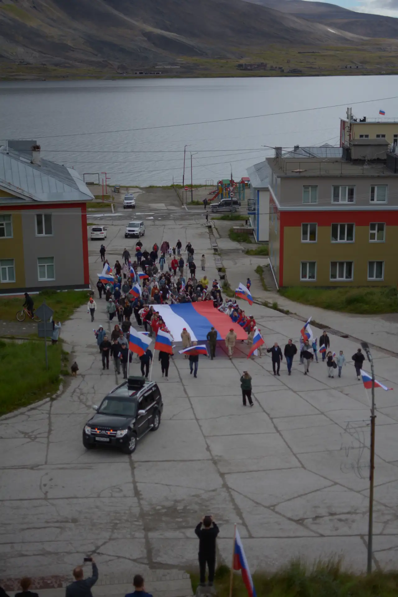 День Государственного флага России в Провиденском округе: Единство, Гордость и Любовь к...
